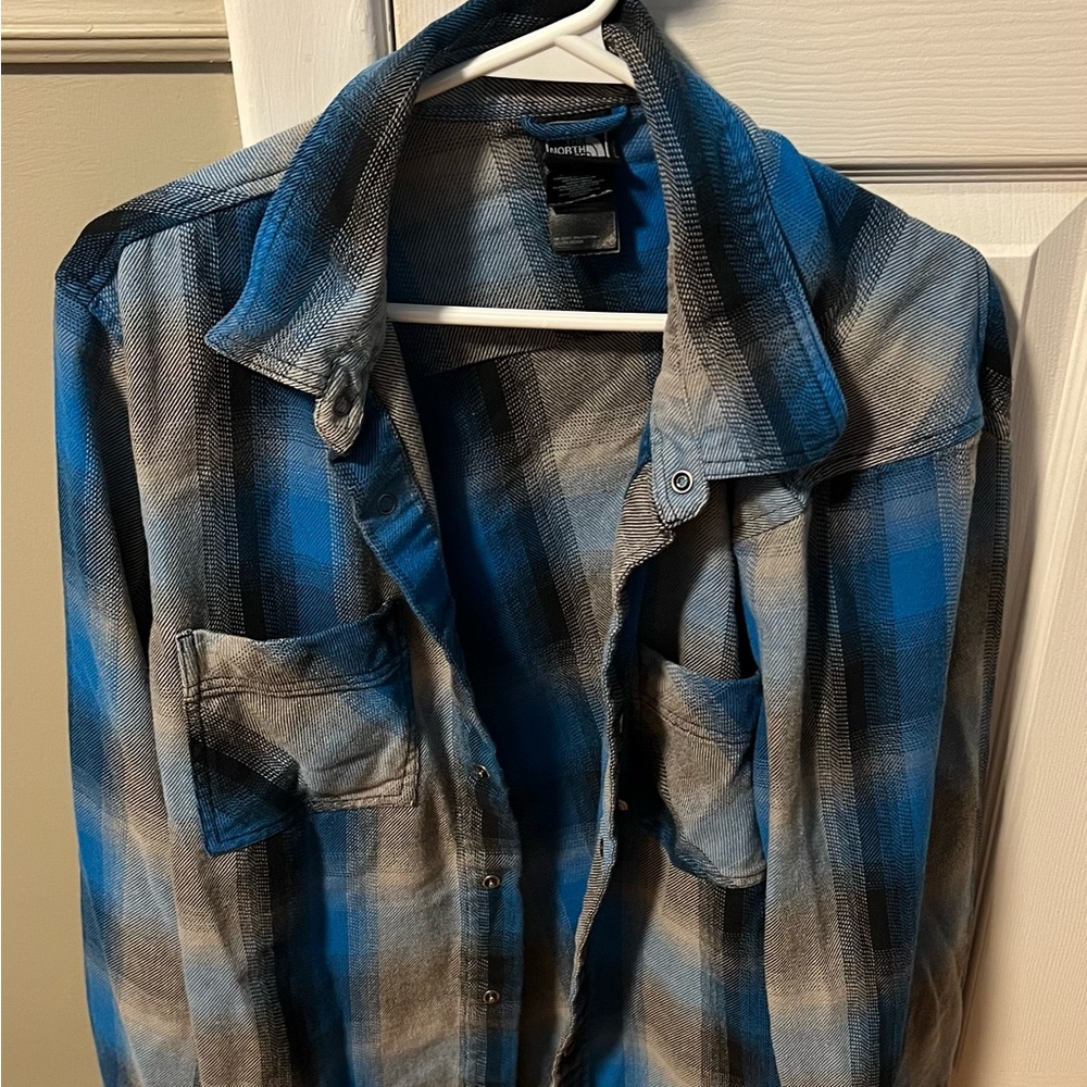Men’s Large The North Face button up adventure shirt blue plaid